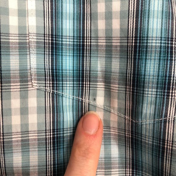 Eddie Bauer Men's Size Medium Blue White Wrinkle Free Classic Fit Cotton Shirt - Picture 3 of 9